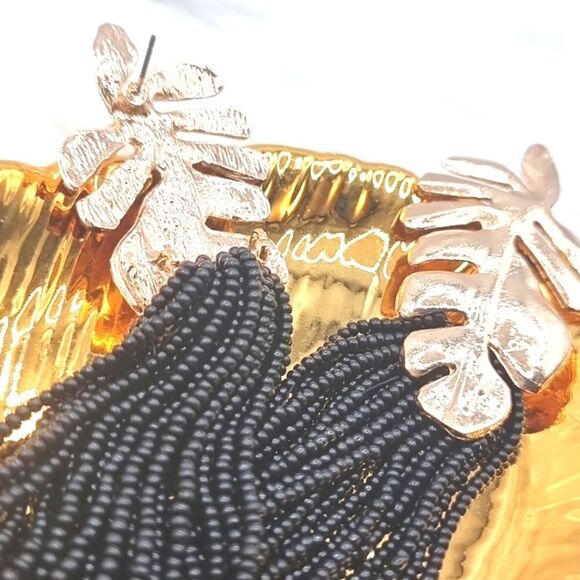 New ZARA ISLAND VIBES palm leaf beaded fringe dangle earrings - Picture 8 of 13